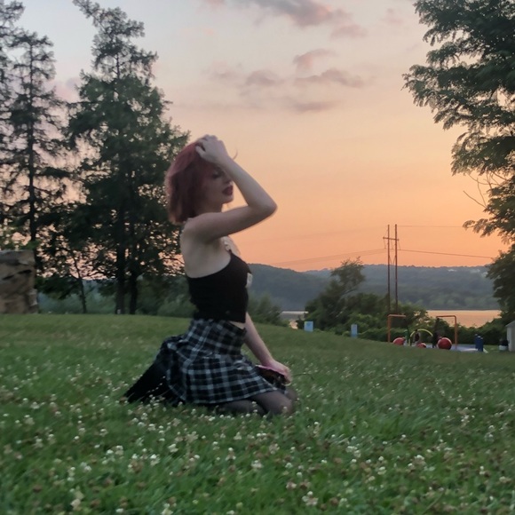 Meet your Posher, Danielle - Picture 7 of 9